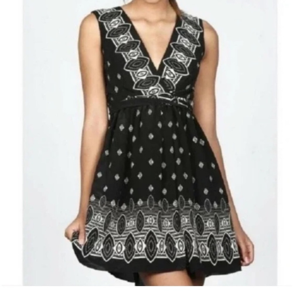 Anna Sui x Target silk wrap dress S black cream twee indie sleaze